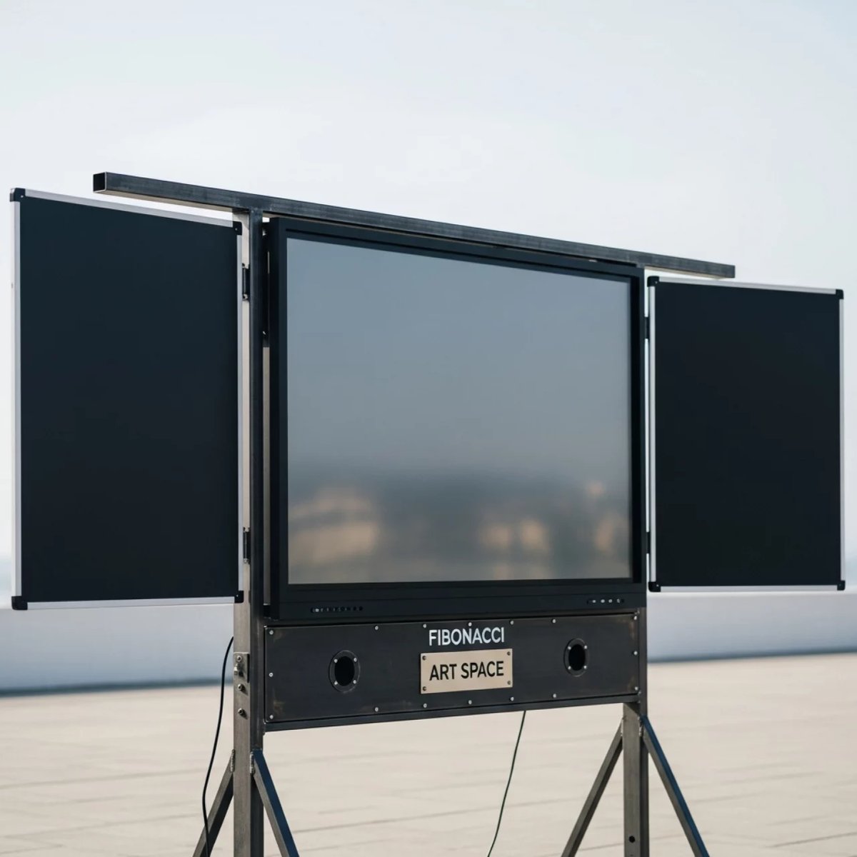 Аренда Доска раздвижная интерактивная Фибоначчи с магнитно меловой поверхностью на Имеретинской набережной — ART SPACE