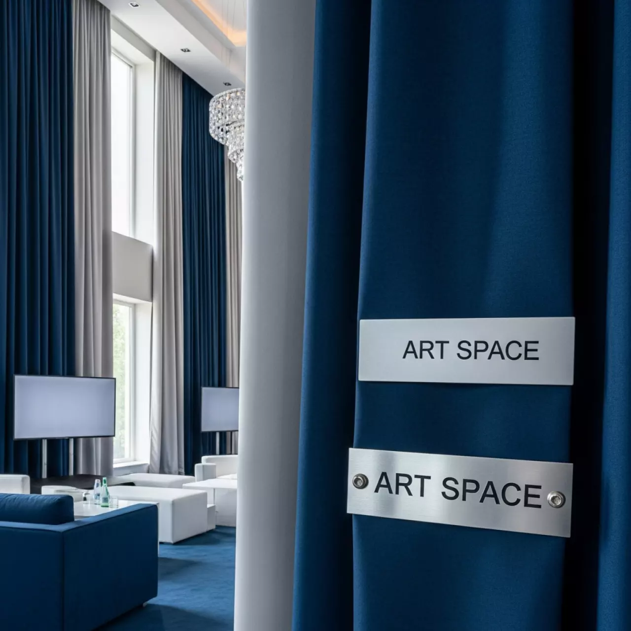 Аренда Драпировка тканью для конференций на вилле «Анна» — ART SPACE