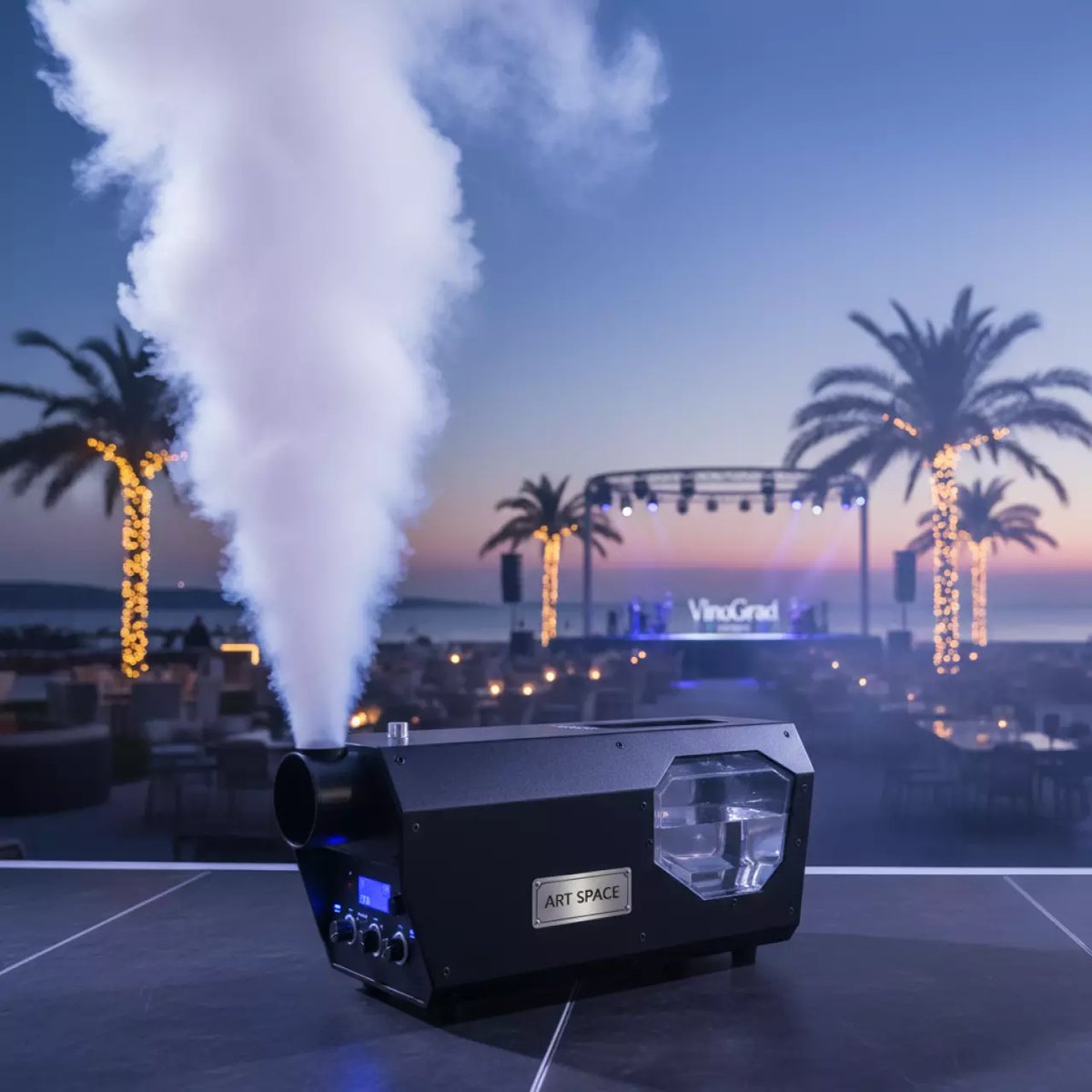 Аренда Дымострел в пляжном комплексе VinoGrad — ART SPACE