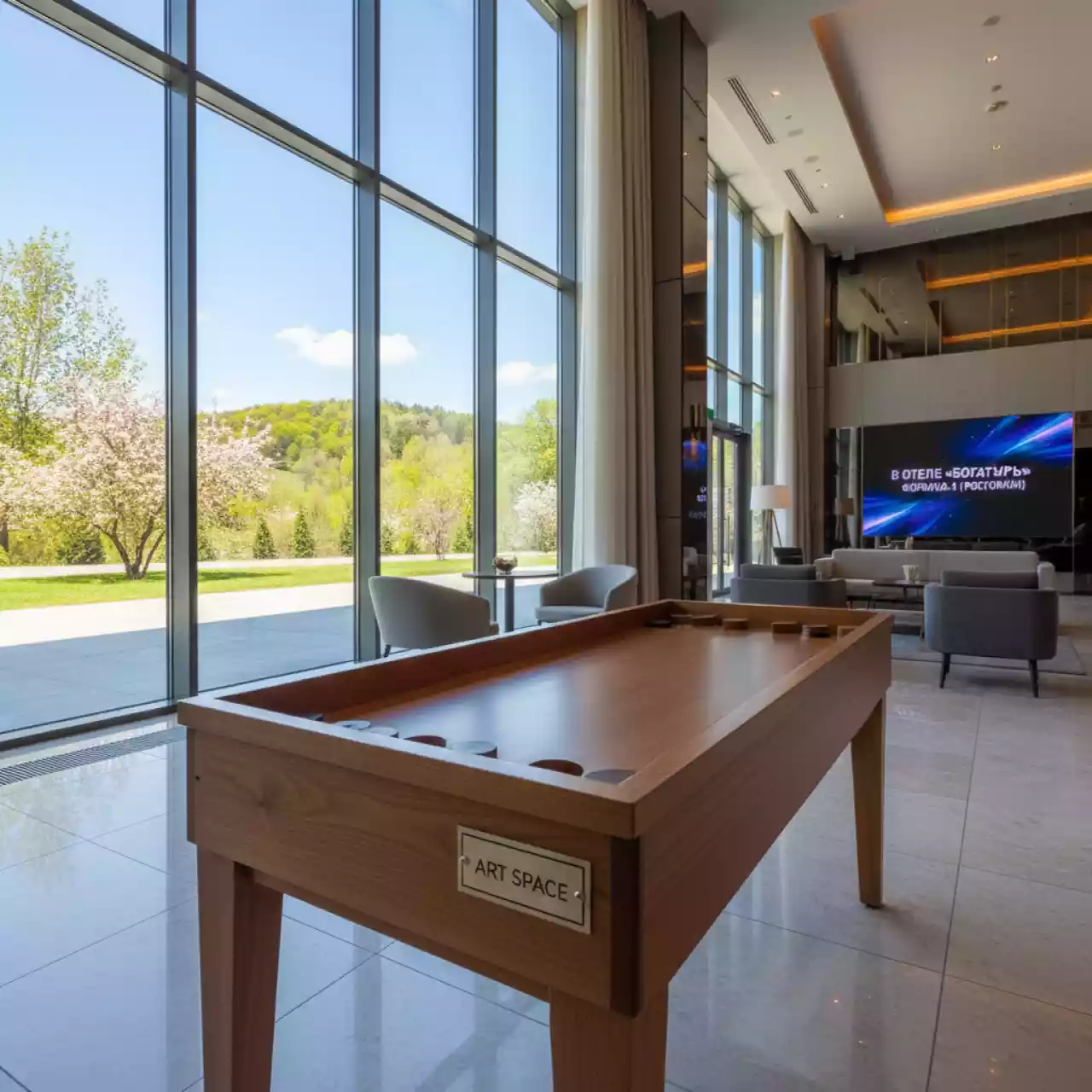 Аренда Джакколо в отеле «Богатырь» — ART SPACE