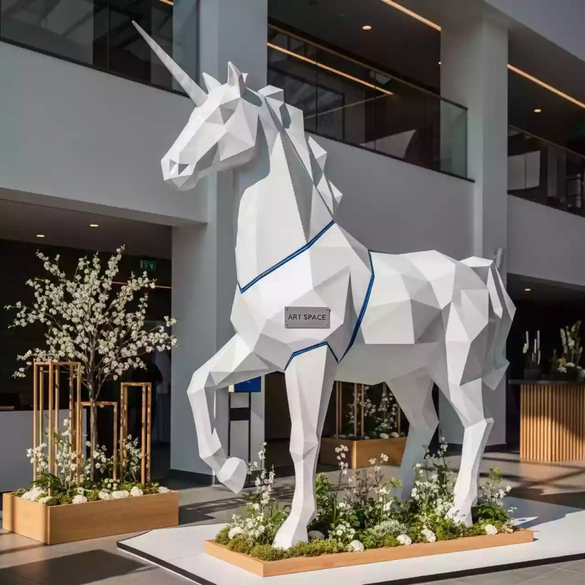 Аренда Единорог в Sochi Marriott Krasnaya Polyana — ART SPACE