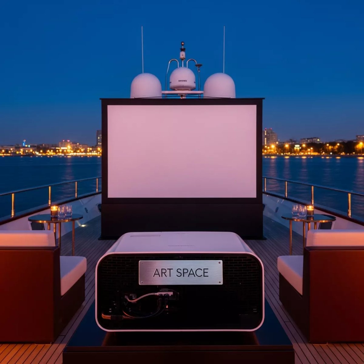 Аренда Экран для проектора 3х2 м на VIP-яхте (Имеретинский порт) — ART SPACE