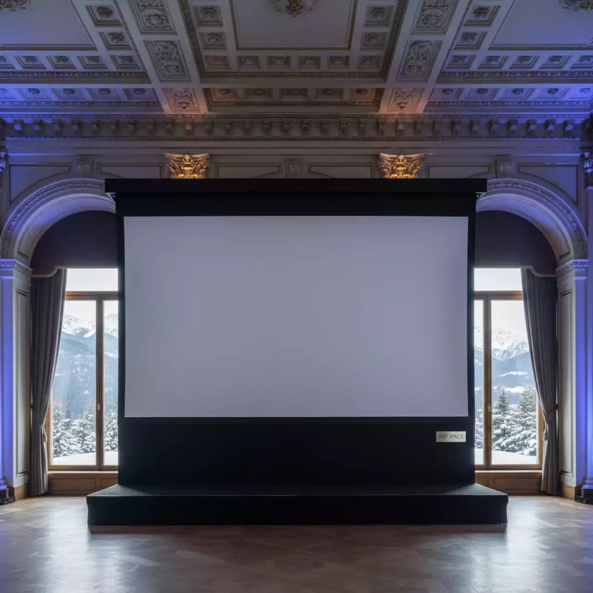 Аренда Экран для проектора с электроприводом Draper Targa HDTV 9 16 269х478 XT1000E MW на курорте «Газпром» (Альпика) — ART SPACE