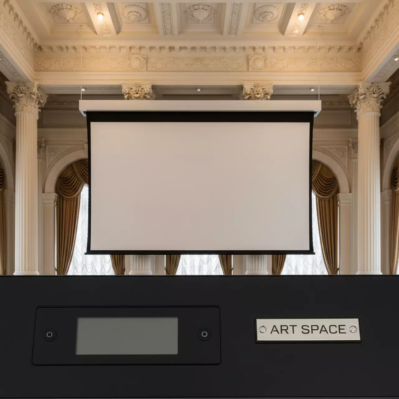 Аренда Экран для проектора с электроприводом Lumien Master Control LMC 100113 16 9 220x184 MW в Grand Karat Sochi — ART SPACE