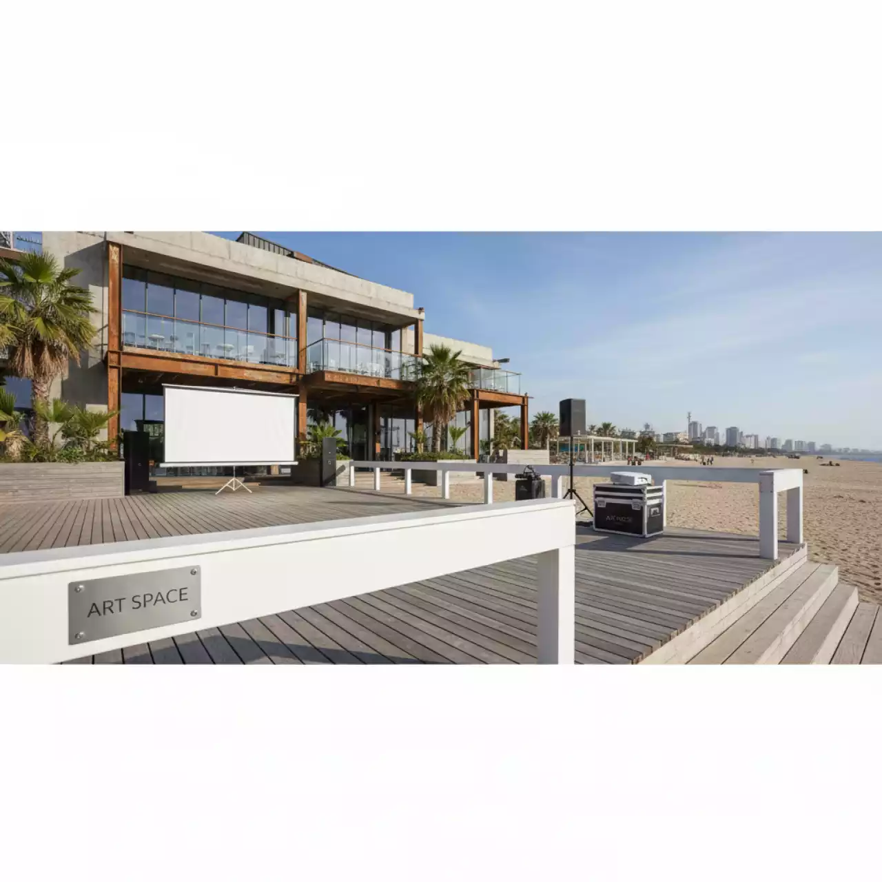 Аренда Экран для проектора с электроприводом Premier Phoenix R 16 9 276х159 MW PR W на пляже «Маяк» — ART SPACE