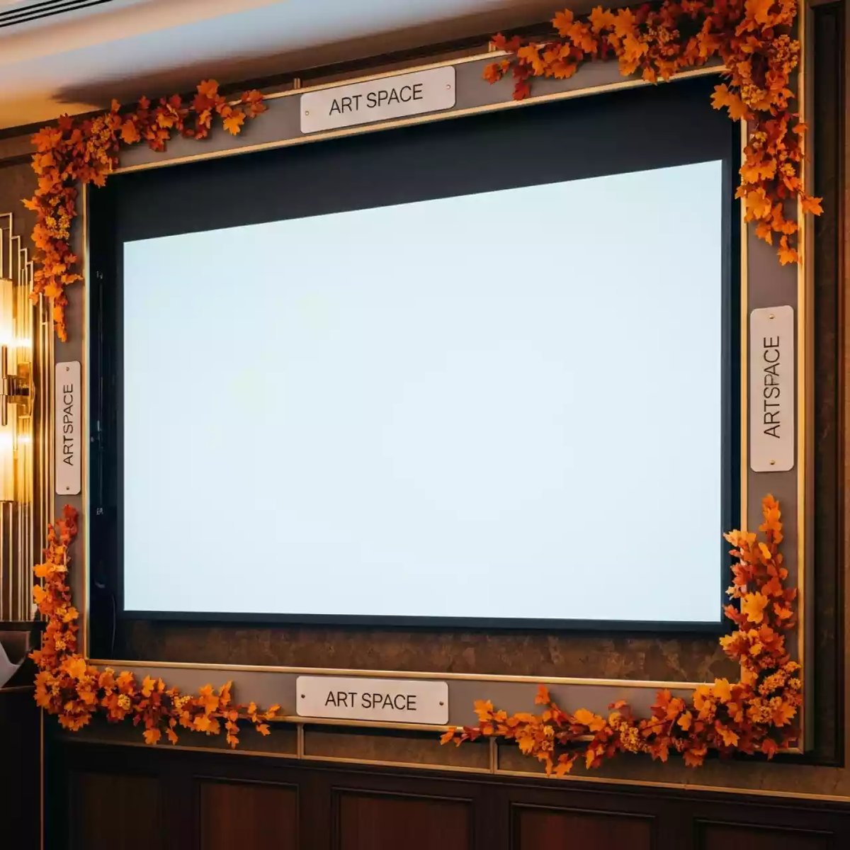 Аренда Экран для проектора с электроприводом в ресторане «La Terrazza» — ART SPACE