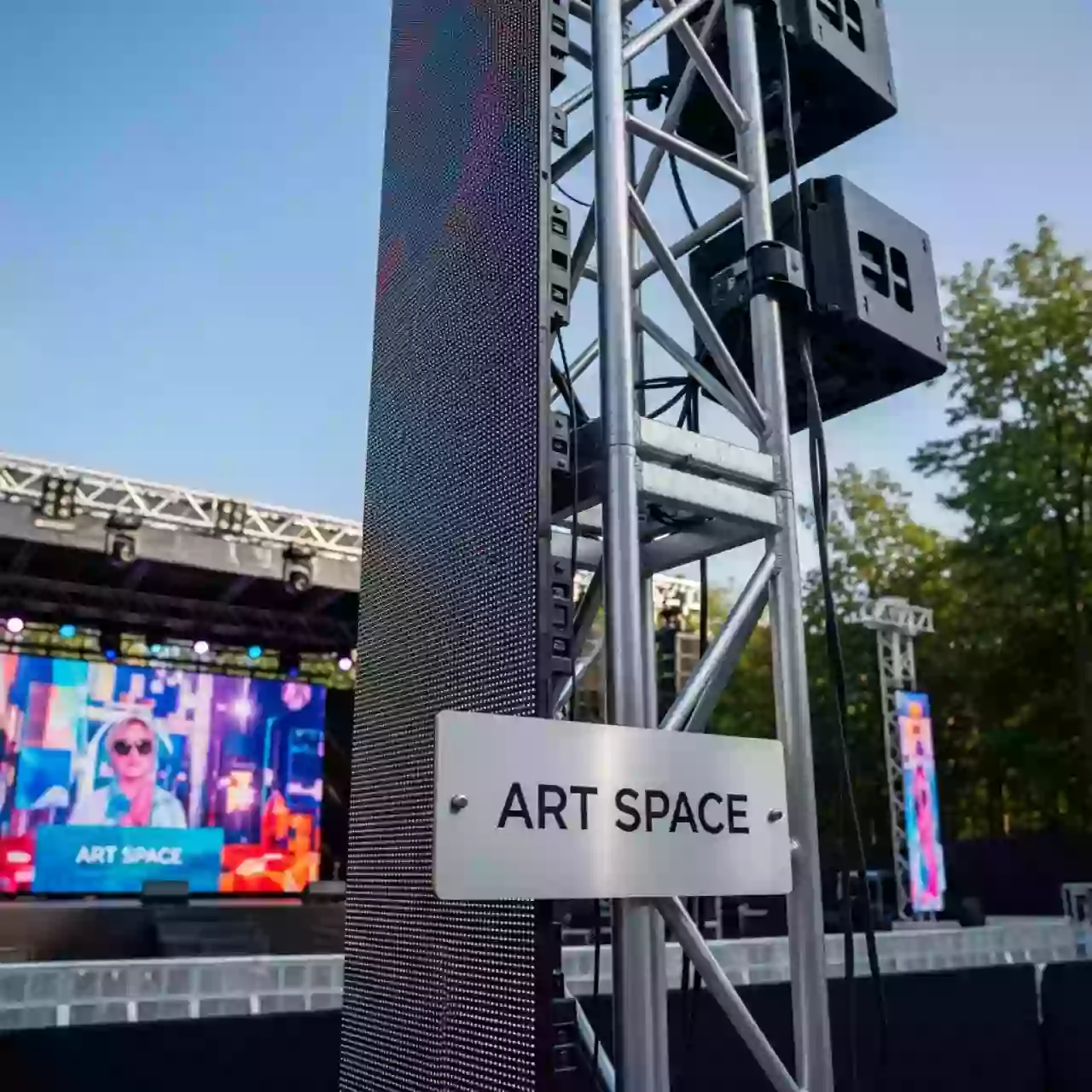 Аренда Экраны светодиодные Absen A 5 в парке «Ривьера» — ART SPACE