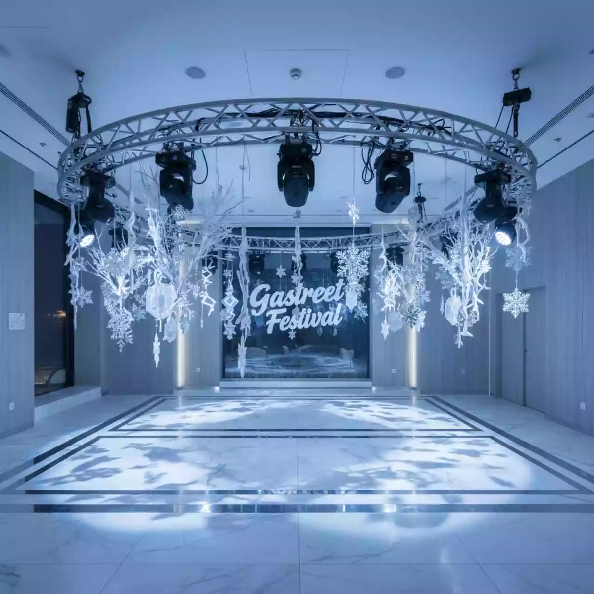 Аренда Ферма круглая Prolyte H 40V R 600 12 м из 12 секций в ресторане «Brunello» — ART SPACE