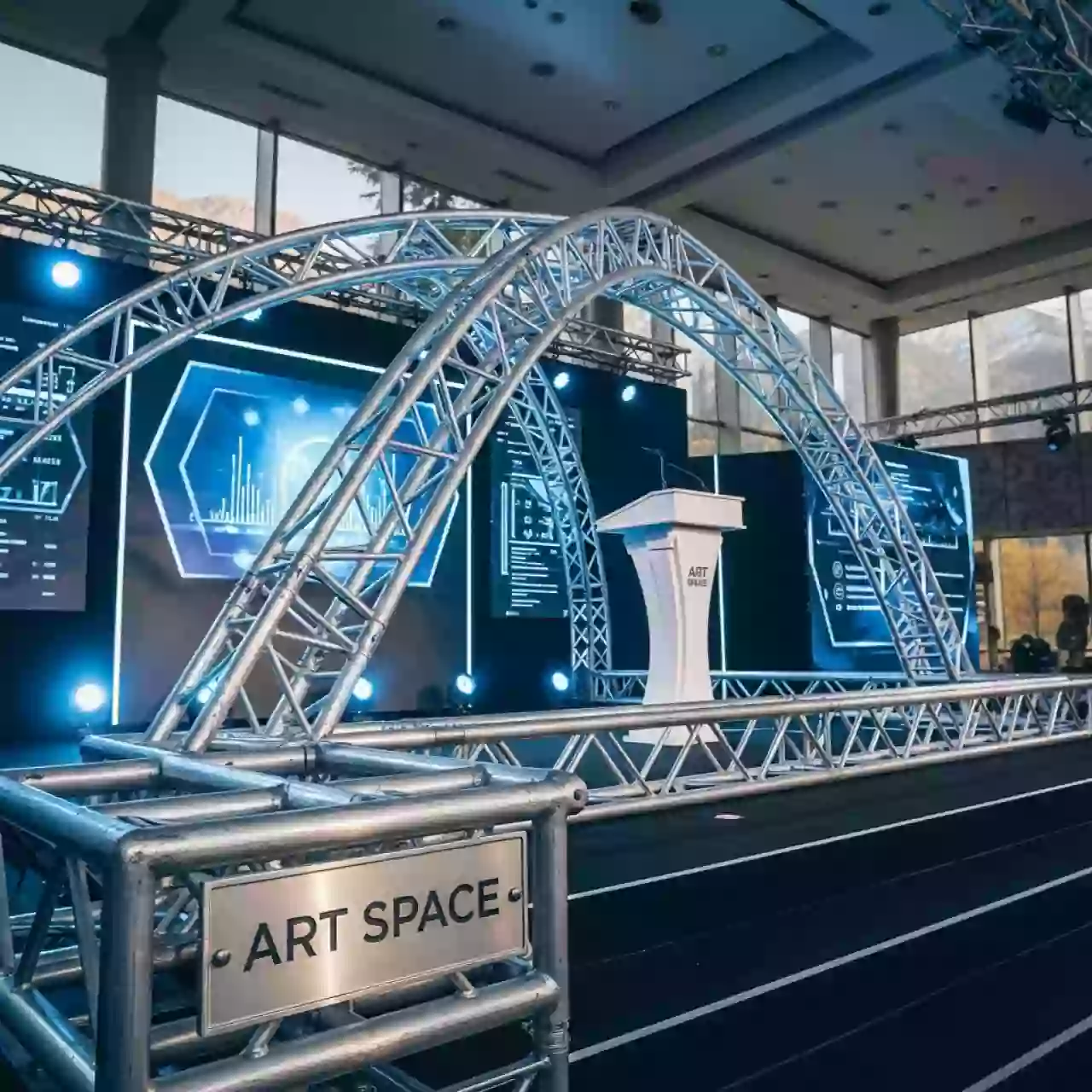 Аренда Фермовые конструкции в Гранд Отель Поляна — ART SPACE