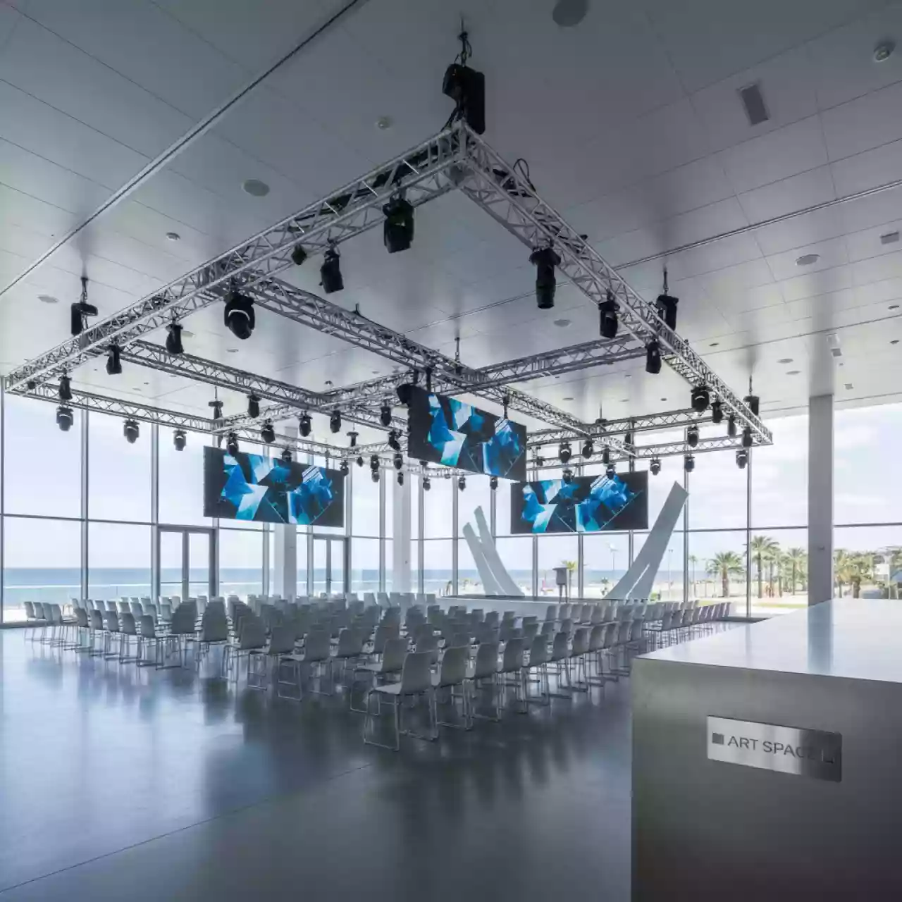 Аренда Фермы алюминиевые Prolyte H 40V на Имеретинской набережной — ART SPACE