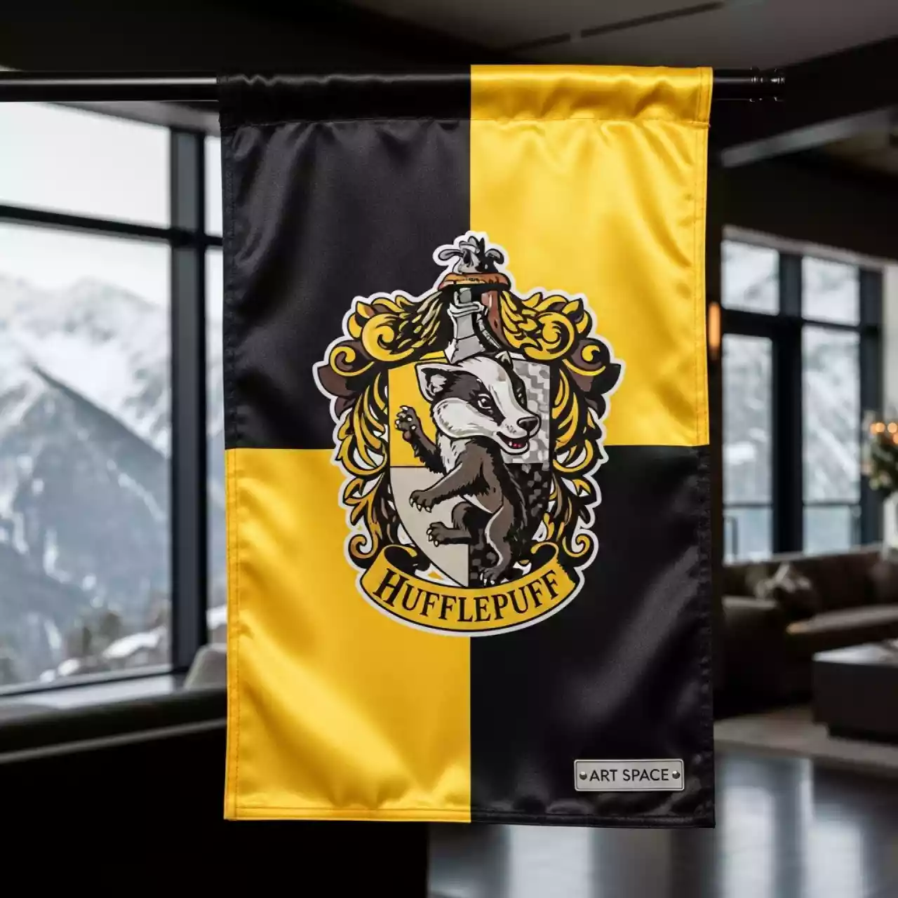 Аренда Флаг двухсторонний факультета Пуффендуй в Rixos Krasnaya Polyana — ART SPACE
