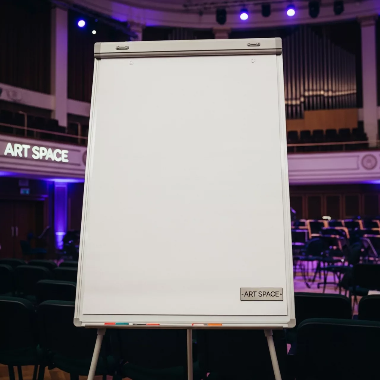 Аренда Флипчарт Nobo Shark 100x68,5 см в Зале органной и камерной музыки — ART SPACE