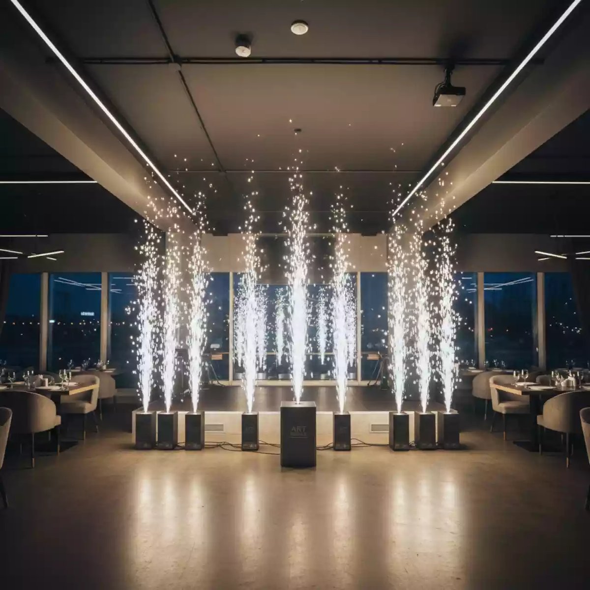 Аренда Фонтаны холодные в ресторане «Паруса» — ART SPACE