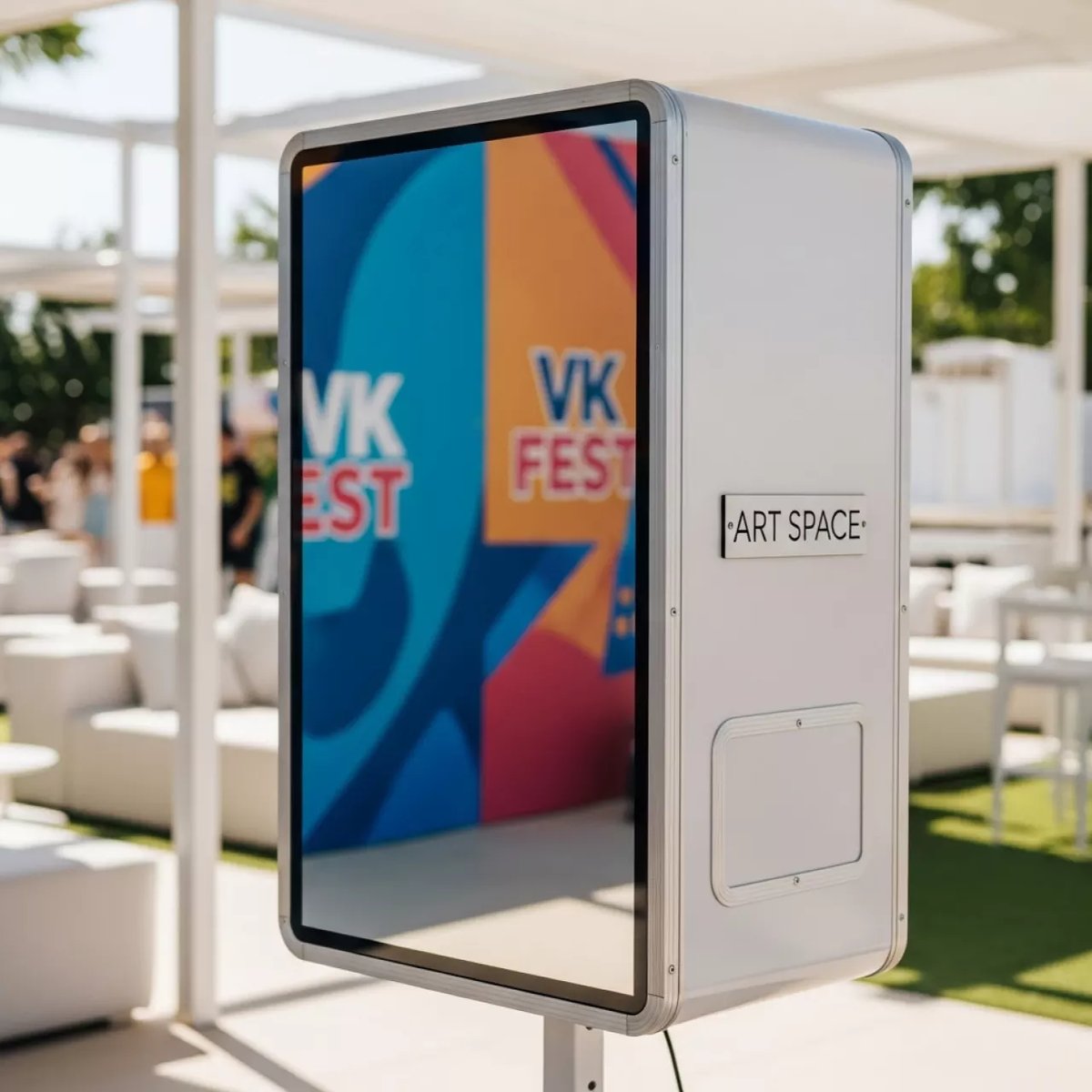 Аренда Фотобудка зеркальная свадебная прямоугольная в Radisson Blu Resort & Congress Centre — ART SPACE