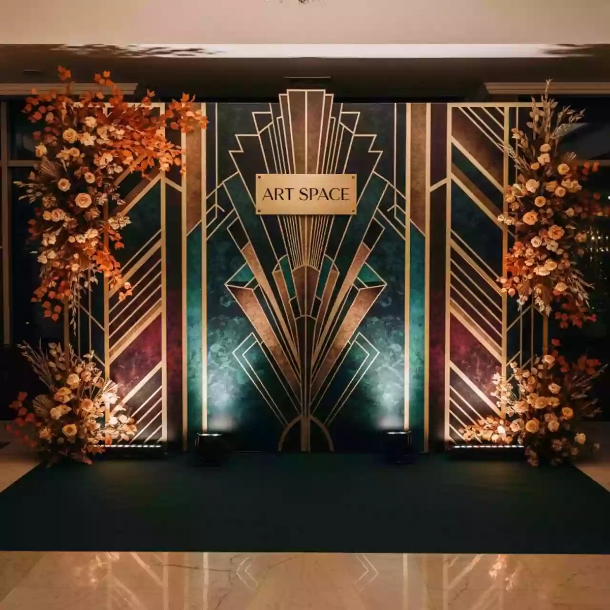 Аренда Фотозона 3,2х2,4 м в Green Flow Hotel — ART SPACE