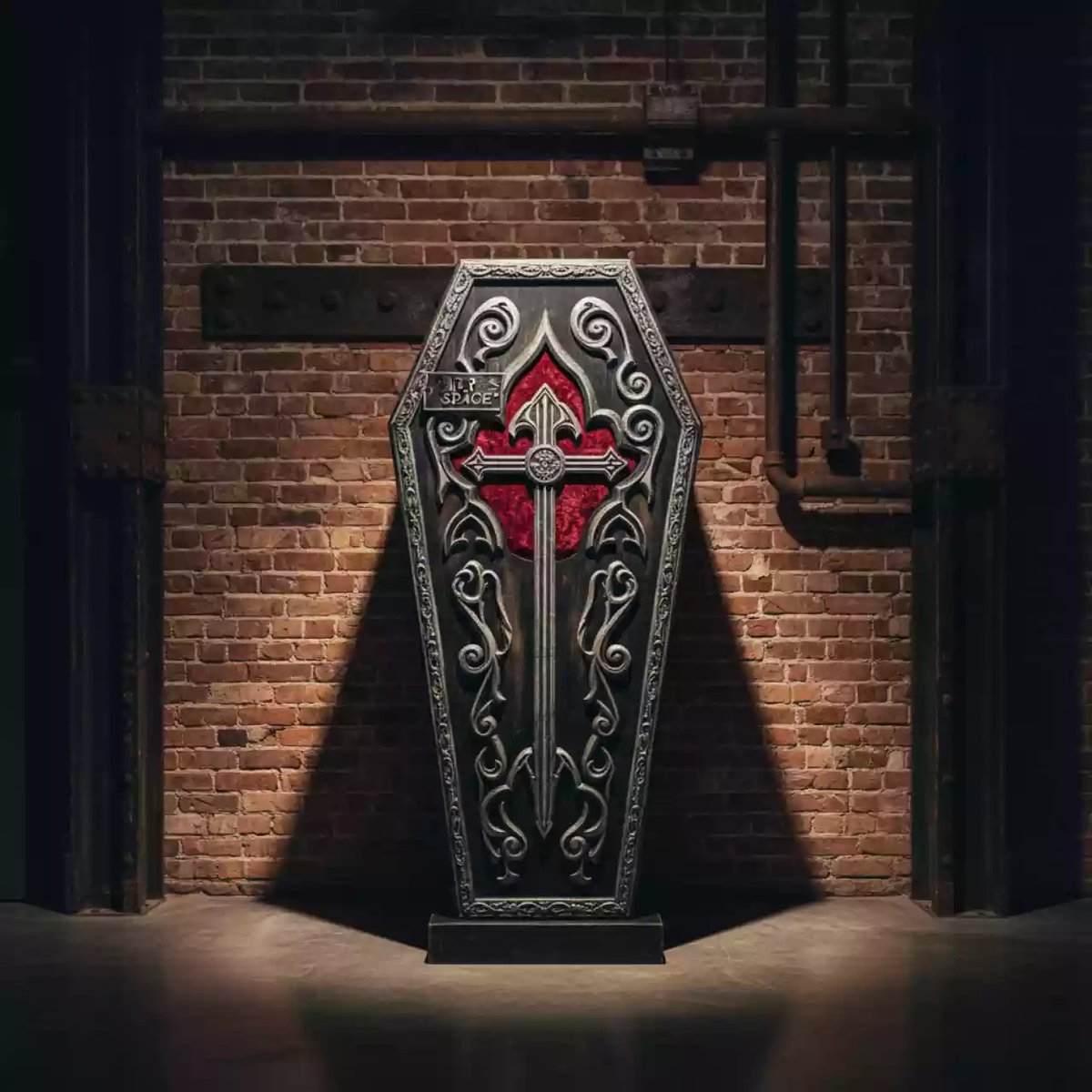 Аренда Фотозона "Гроб Дракулы" в Gamma Sirius — ART SPACE
