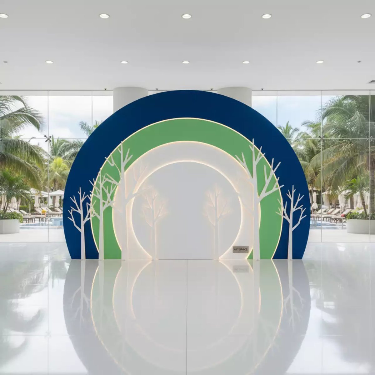 Аренда Фотозона Однажды в сказке в Novotel Resort — ART SPACE