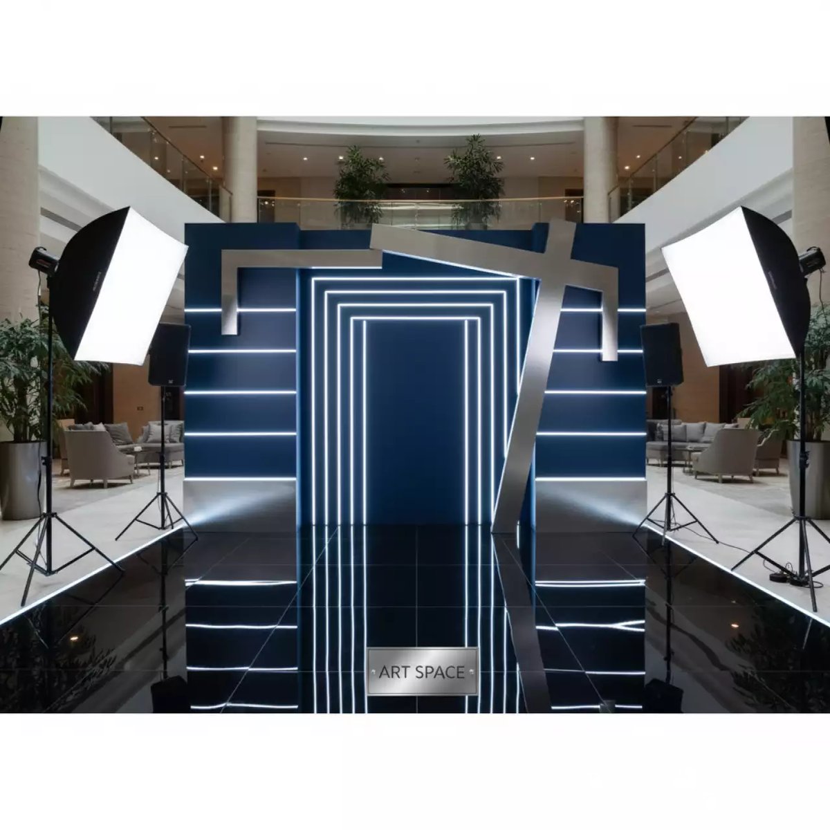 Аренда Фотозона в стиле Голливуд в Grand Karat Sochi — ART SPACE