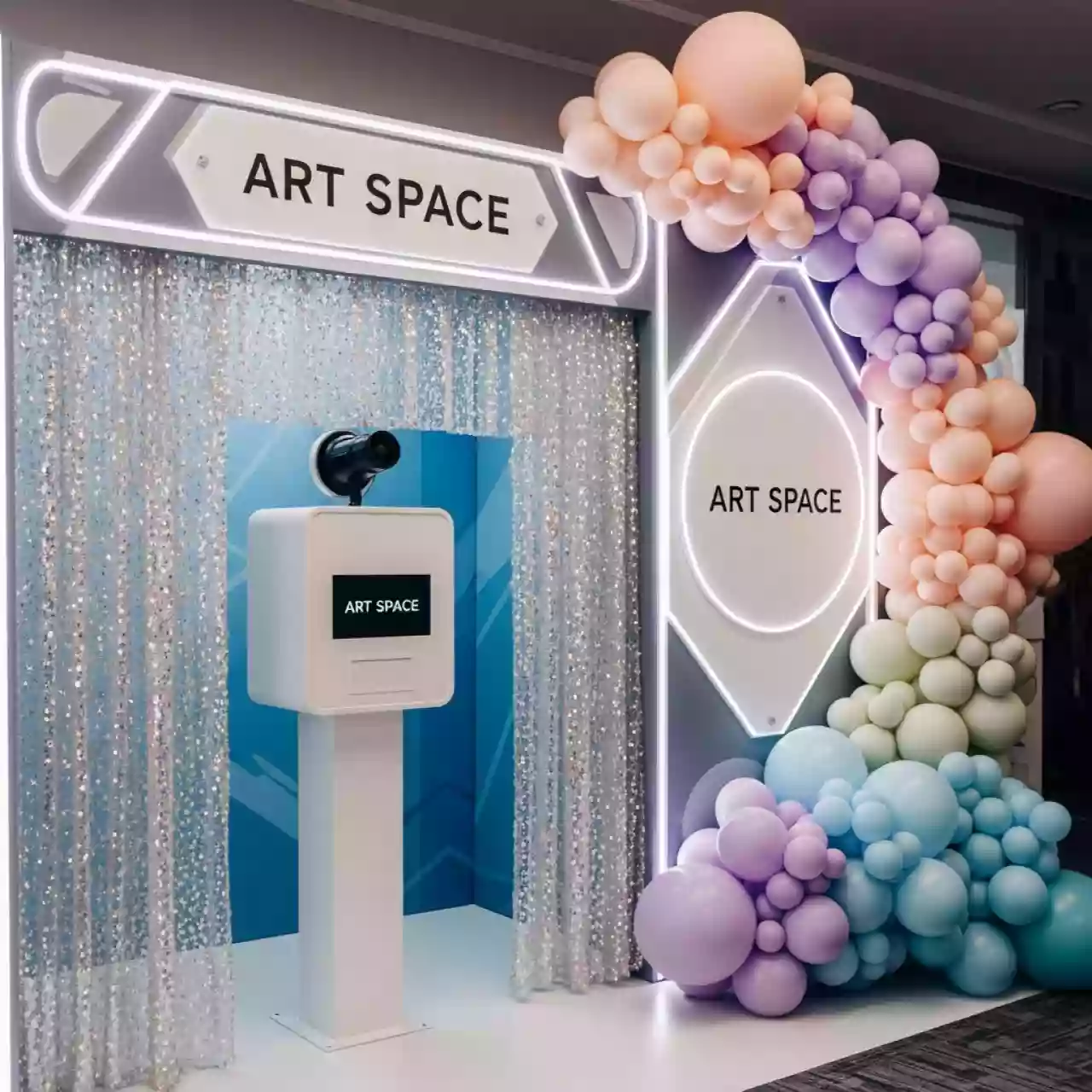 Аренда Фотозоны из пайеток с воздушными шарами в Sport Inn Hotel & Wellness — ART SPACE