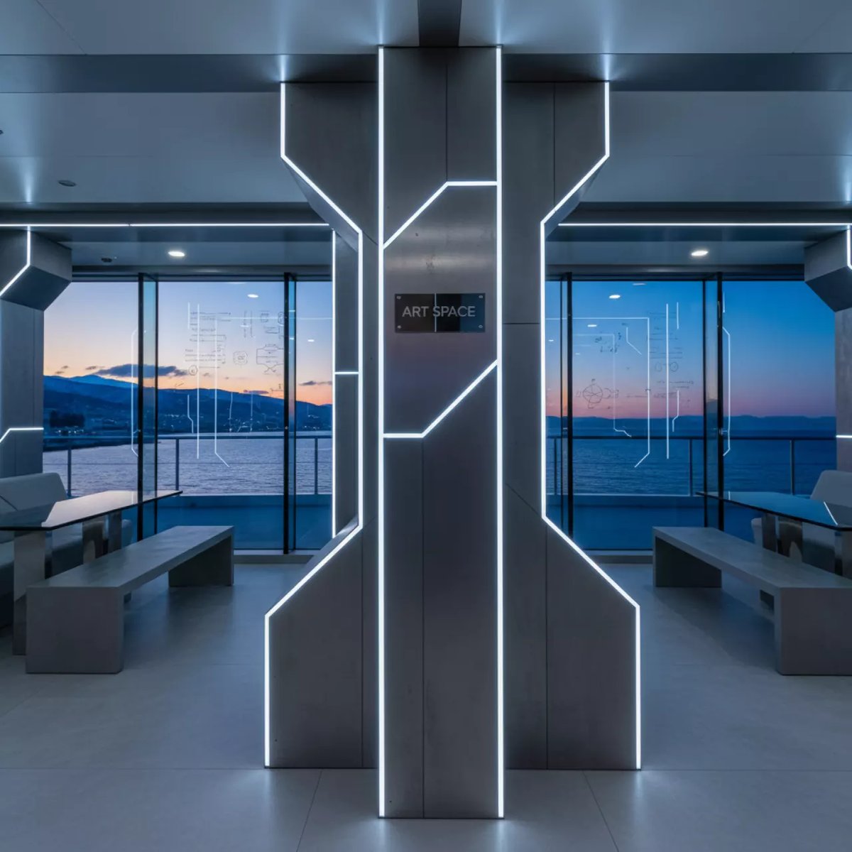 Аренда Фотозоны разные на VIP теплоходе (Морпорт Сочи) — ART SPACE