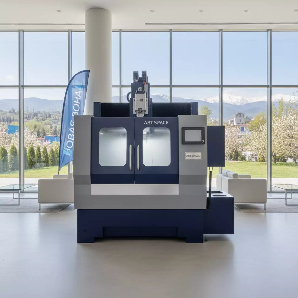 Аренда Фрезерно гравировальный станок по металлу Cutter GR PRO в Cosmos Sochi Hotel — ART SPACE