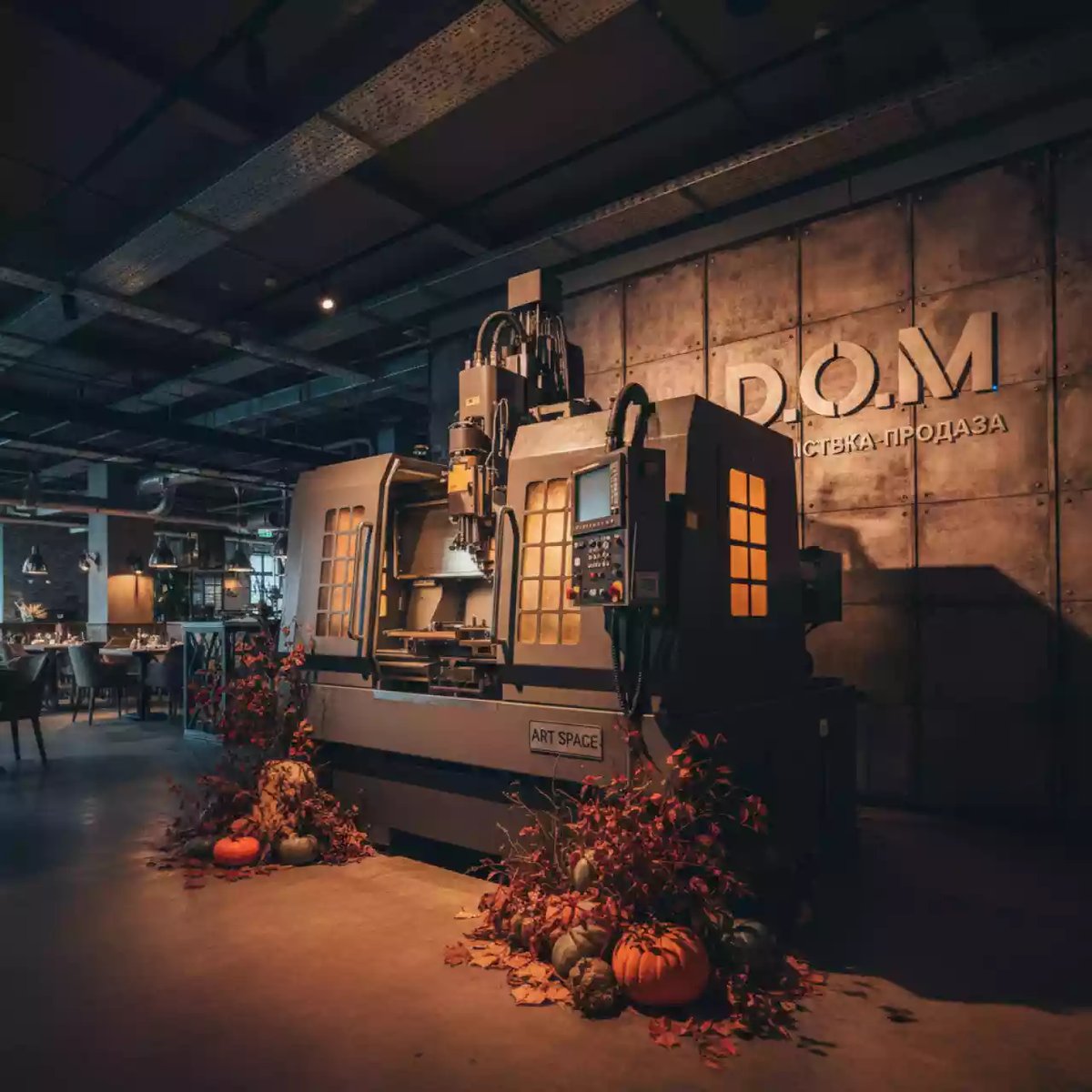 Аренда Фрезерный станок Elixmate 2030 SX в ресторане «D.O.M» — ART SPACE