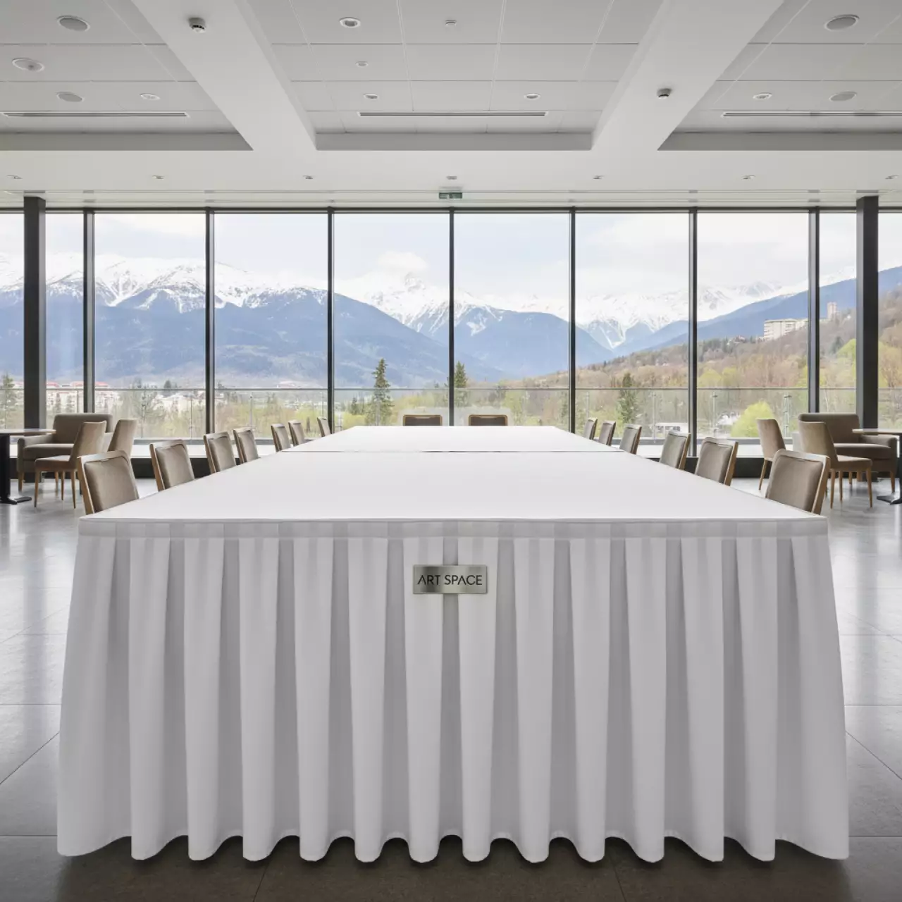 Аренда Фуршетная юбка белая габардин 4,5х70 м на курорте «Газпром» (Альпика) — ART SPACE