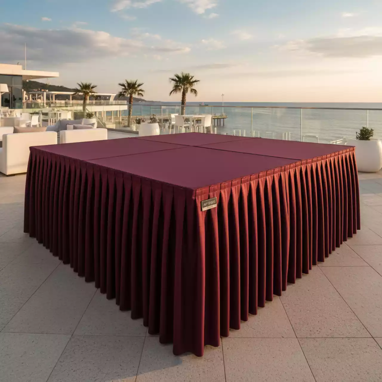 Аренда Фуршетная юбка бордовая 5 6 м Морпорт Сочи — ART SPACE