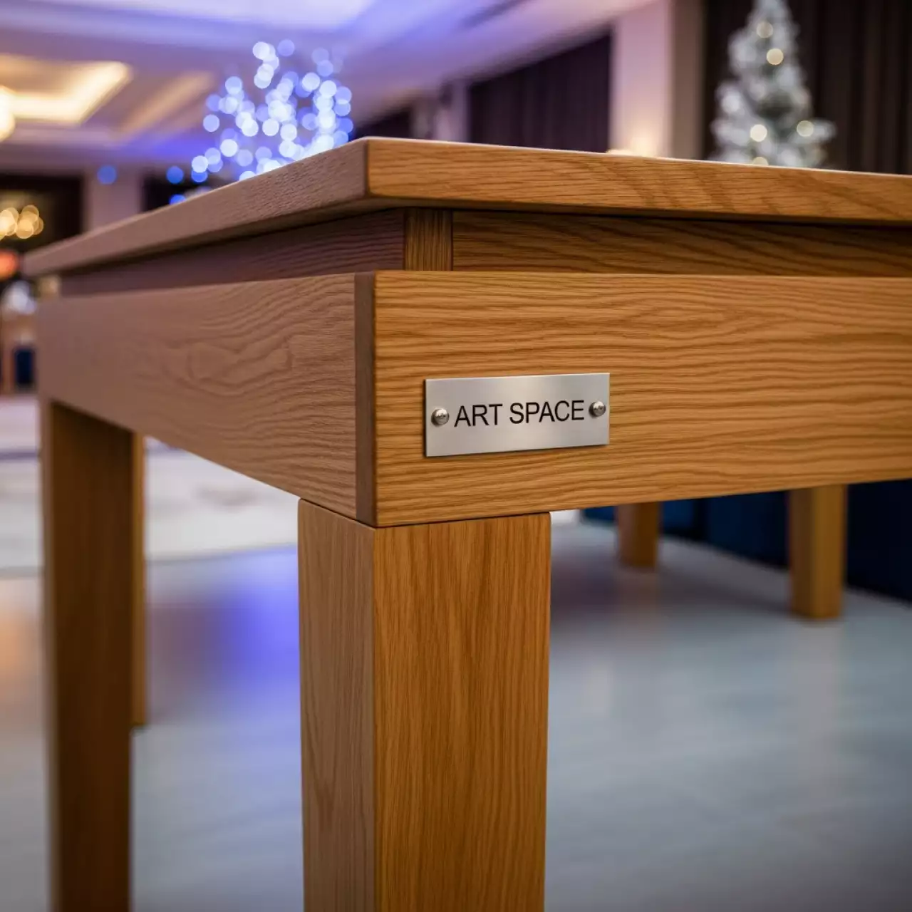 Аренда Фуршетный стол деревянный 0,8 м в City Park Hotel Sochi — ART SPACE