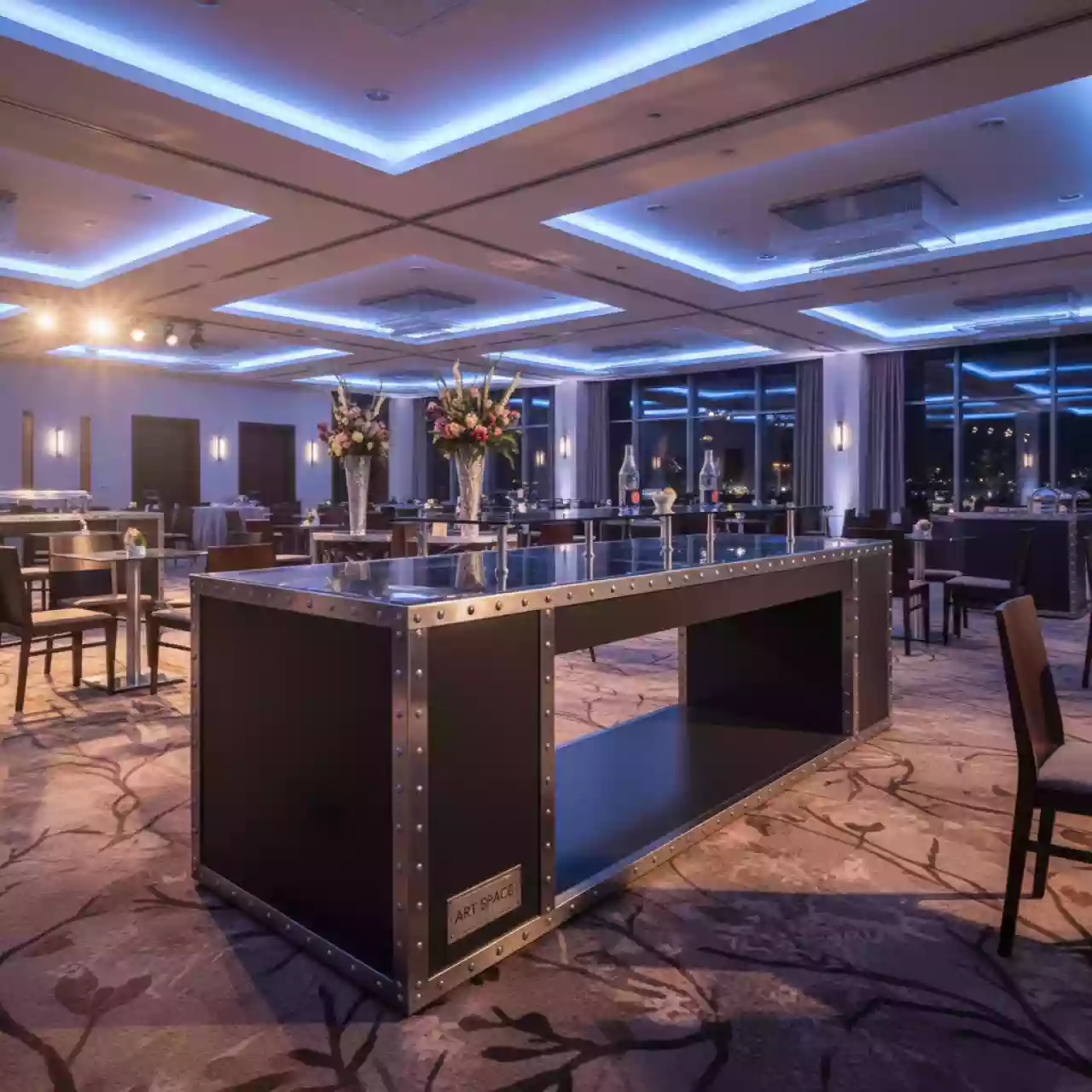 Аренда Фуршетный столик Rivet в Courtyard by Marriott Sochi — ART SPACE