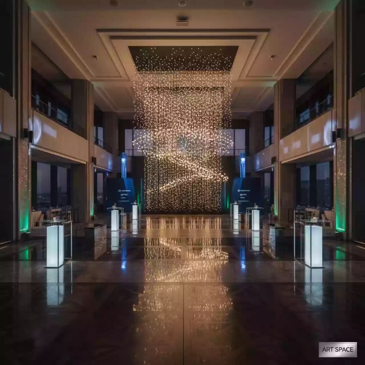 Аренда Гирлянда занавес Winter Glade 138 ламп теплый белый СВ114 в зале «Чайка» (Морпорт) — ART SPACE