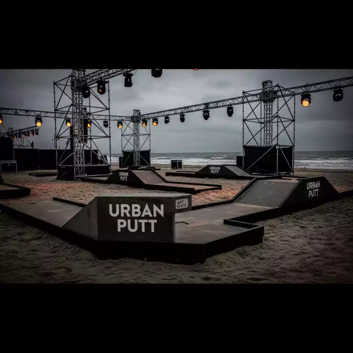 Аренда Гольф ярмарочный на пляже «Ривьера» — ART SPACE