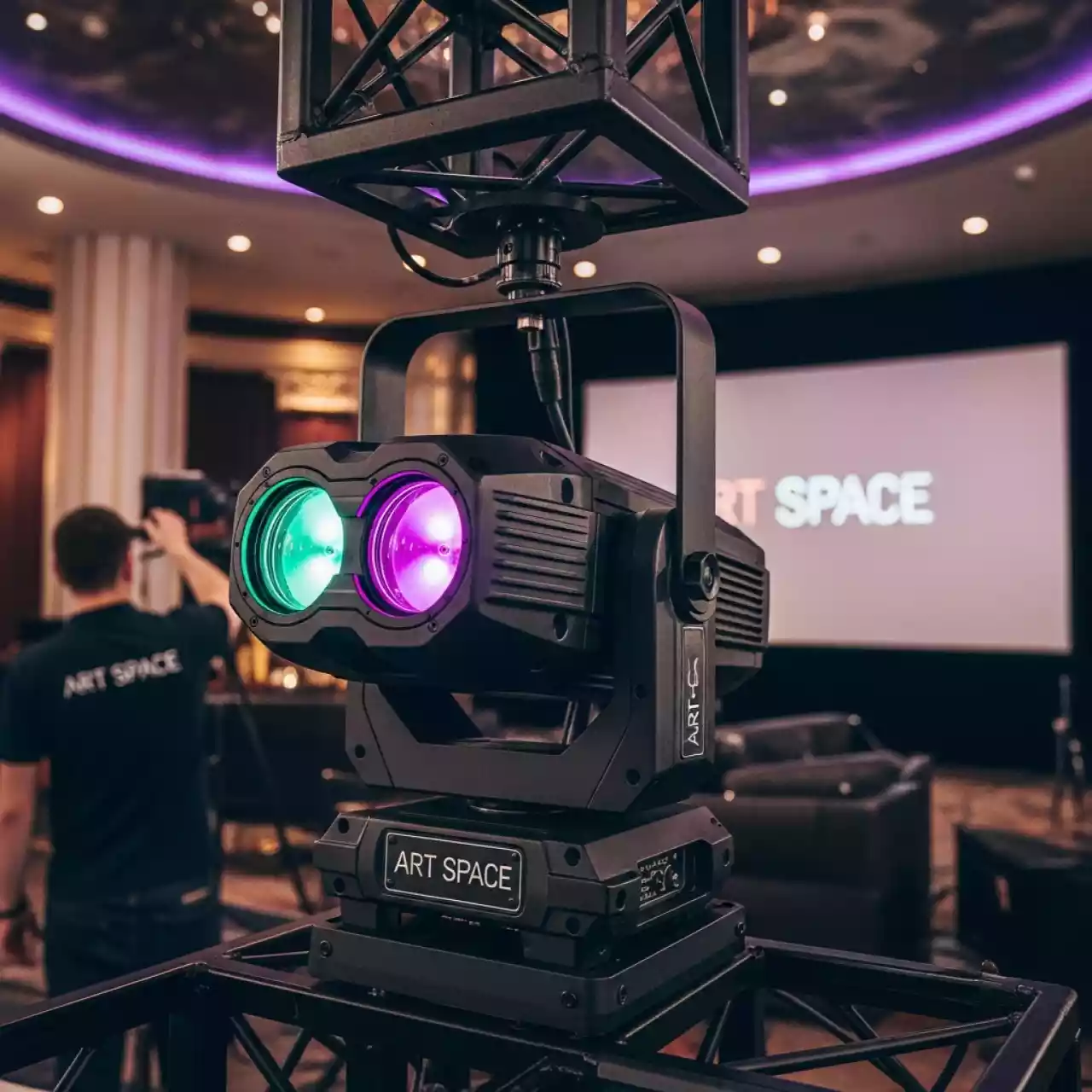 Аренда Голова вращающаяся Martin MAC Aura в казино «Сочи» — ART SPACE