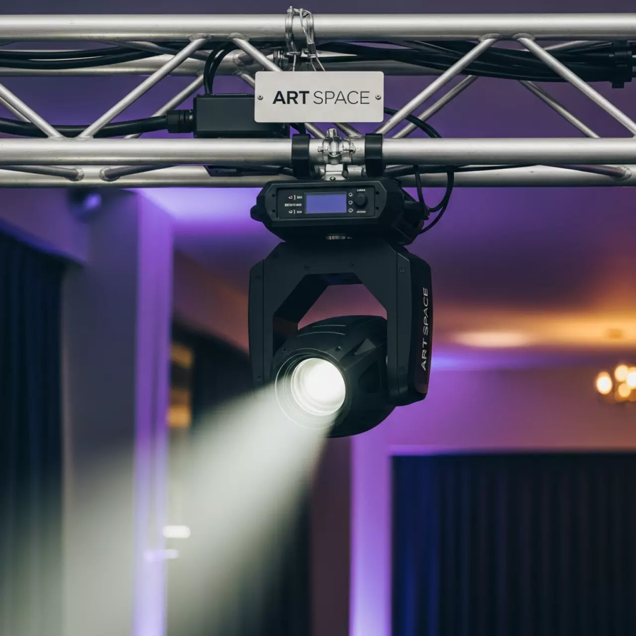 Аренда Голова вращающаяся wash в Mantera Supreme — ART SPACE