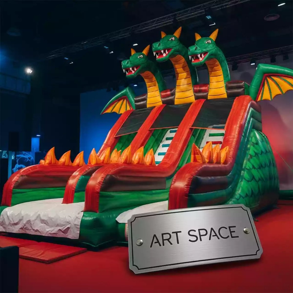 Аренда Горка надувная змей горыныч в лофте «Студия 21» — ART SPACE