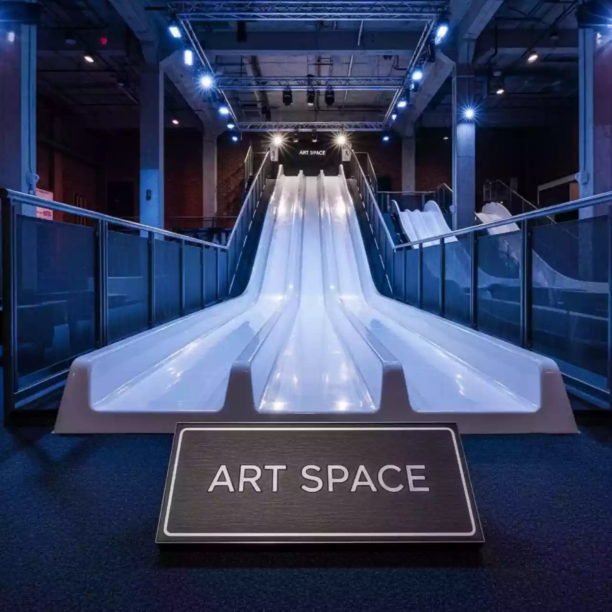 Аренда Горка зимняя для тюбинга обычная 17х4,5 м в Керлинговом центре «Ледяной куб» — ART SPACE