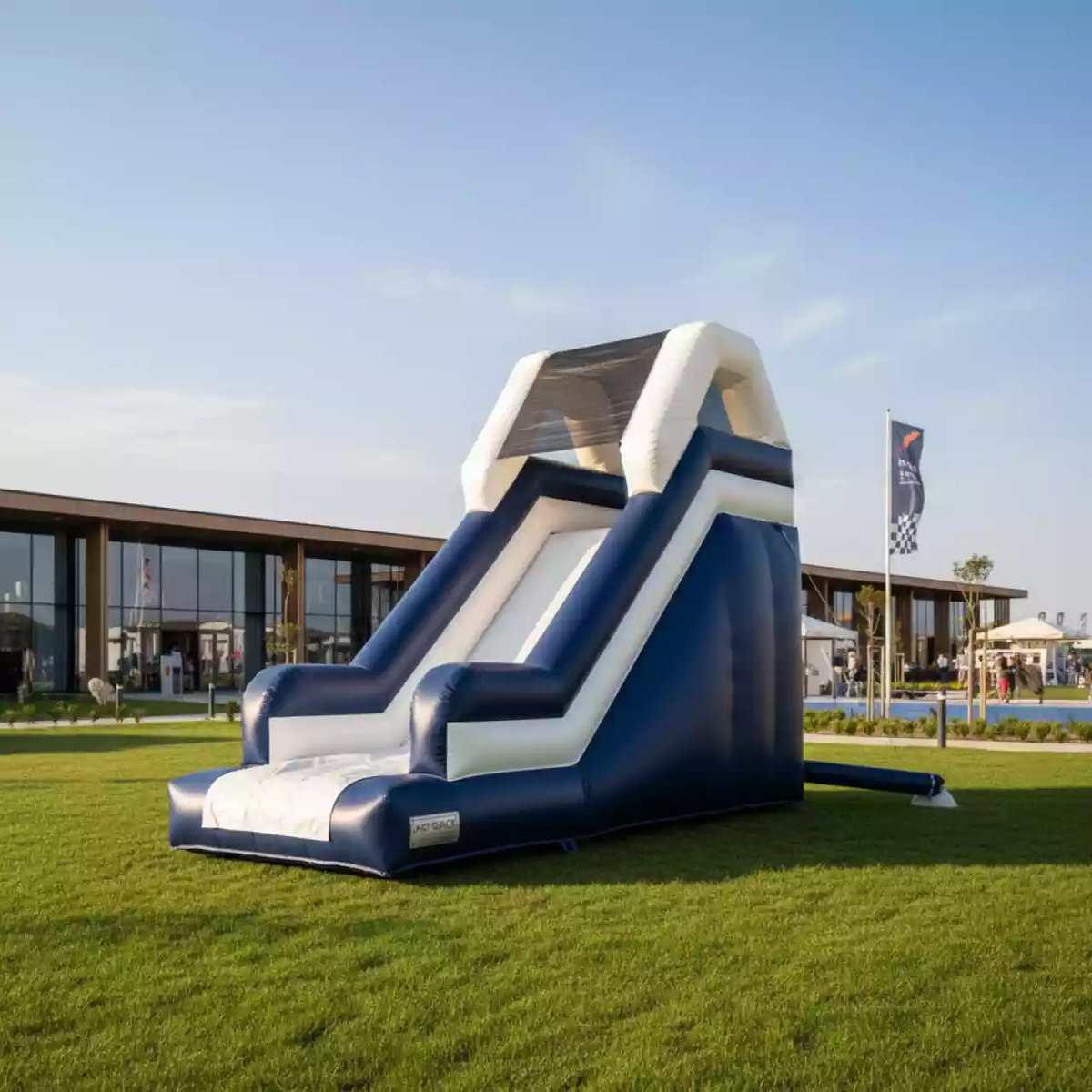 Аренда Горки детские надувные в Sport Inn Hotel & Wellness — ART SPACE