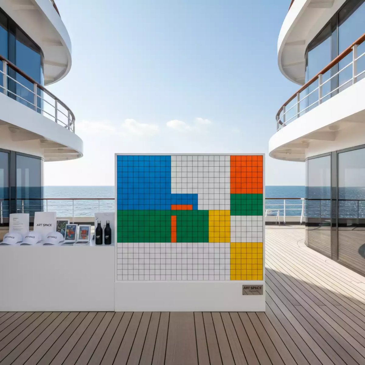 Аренда Граффити мозаика с сувенирами на теплоходе «Дагомыс» — ART SPACE