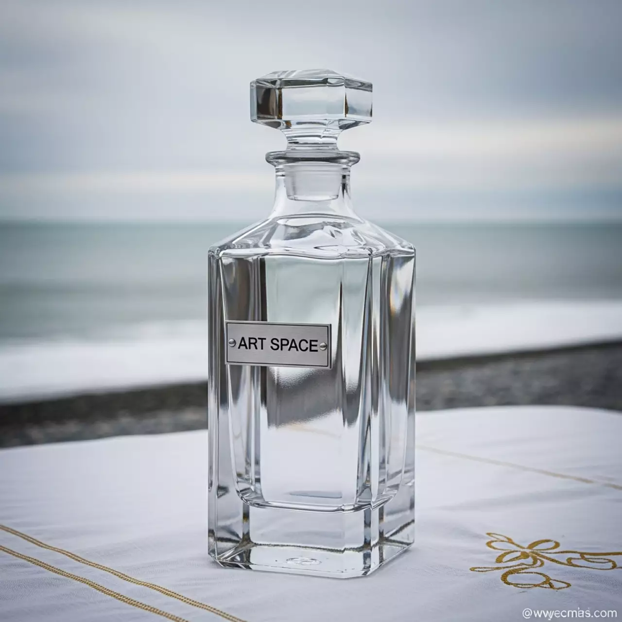 Аренда Графин для водки 500 мл на пляже «Маяк» — ART SPACE