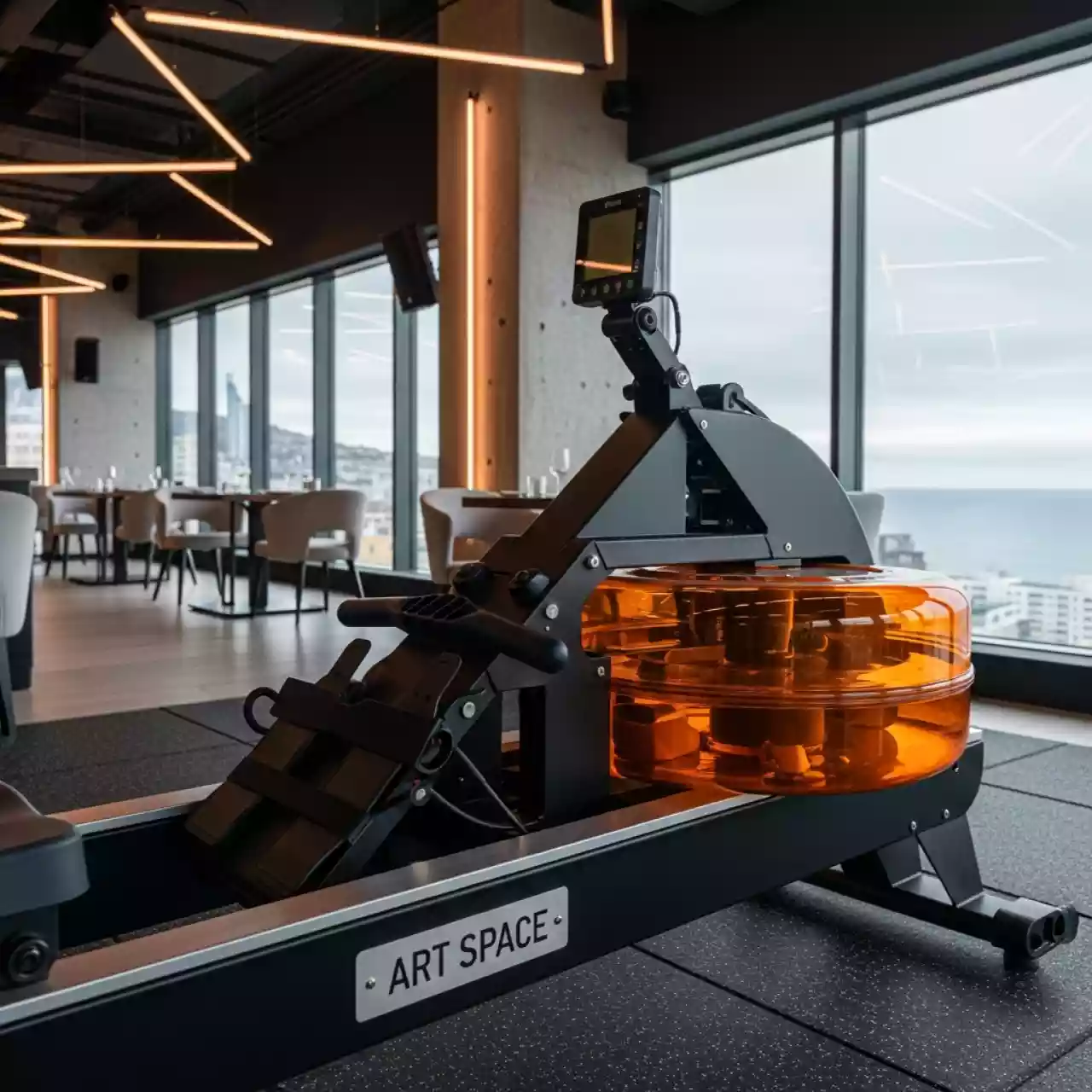 Аренда Гребной тренажер Neon Plus в ресторане «Паруса» — ART SPACE