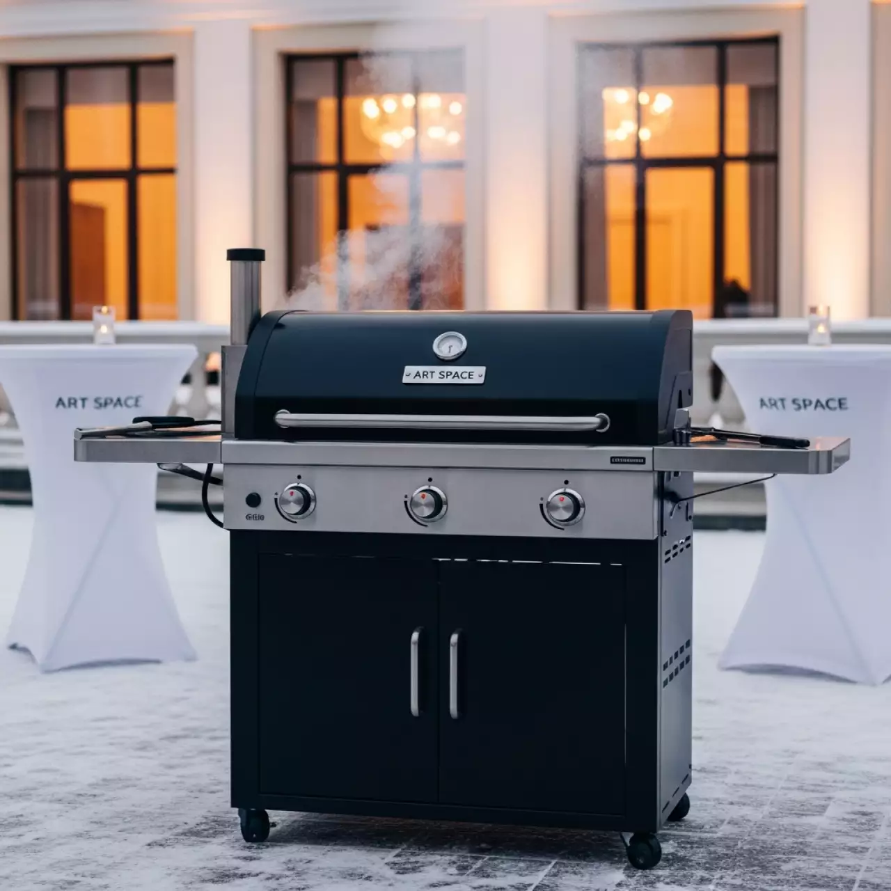 Аренда Гриль мангал угольный Grill Master 11304 в Маринс Парк Отеле — ART SPACE