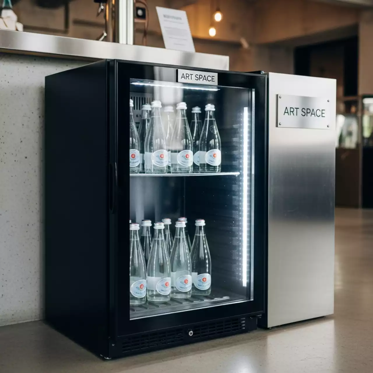 Аренда Холодильник барный Shivaki в Stella di Mosca — ART SPACE