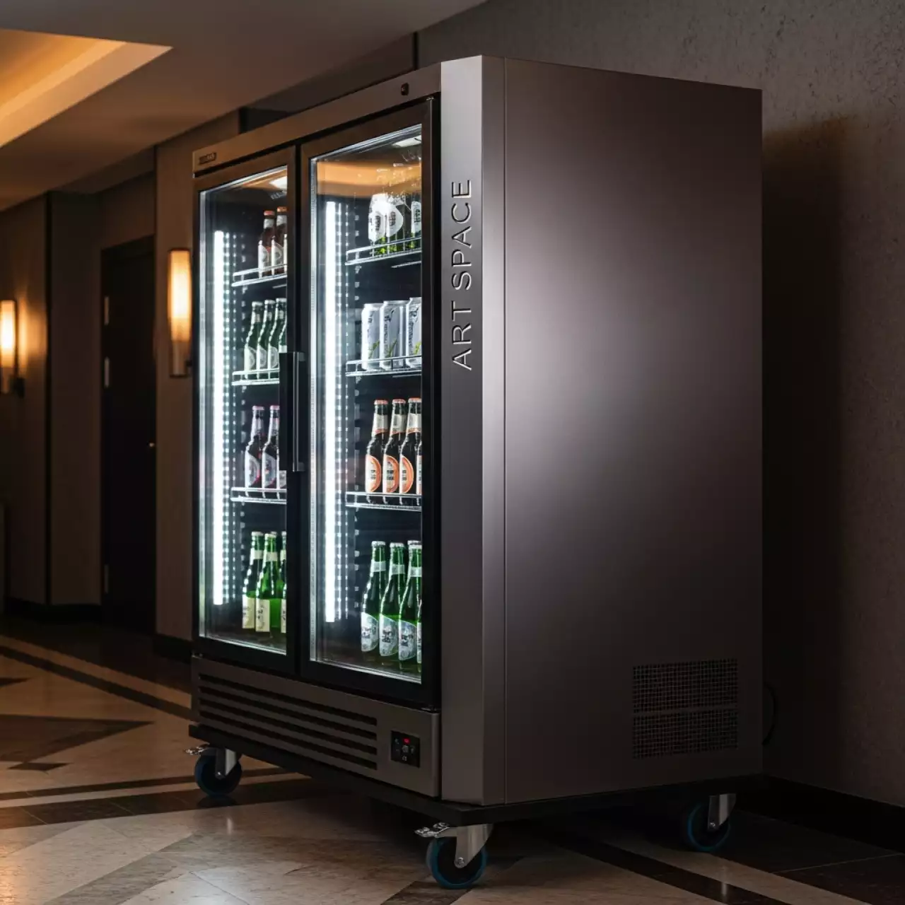 Аренда Холодильник на колесах 600 л в отеле «Богатырь» — ART SPACE