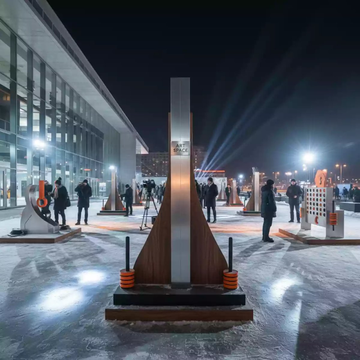 Аренда Игры для детей и взрослых на природе в Керлинговом центре «Ледяной куб» — ART SPACE