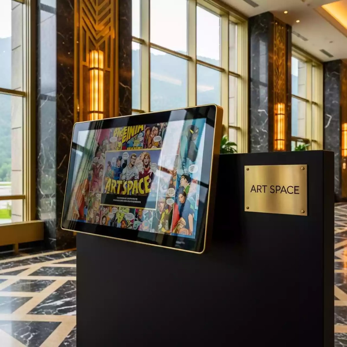 Аренда Интерактивная панель Ricoh IWB D3210BK 32 дюйма чёрный корпус в Поляна 1389 Отель и Спа — ART SPACE