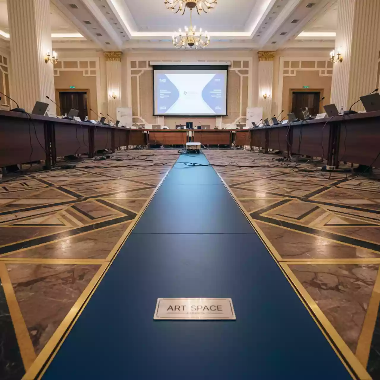 Аренда Кабель канал Капа в банкетном зале «Дельфин» — ART SPACE