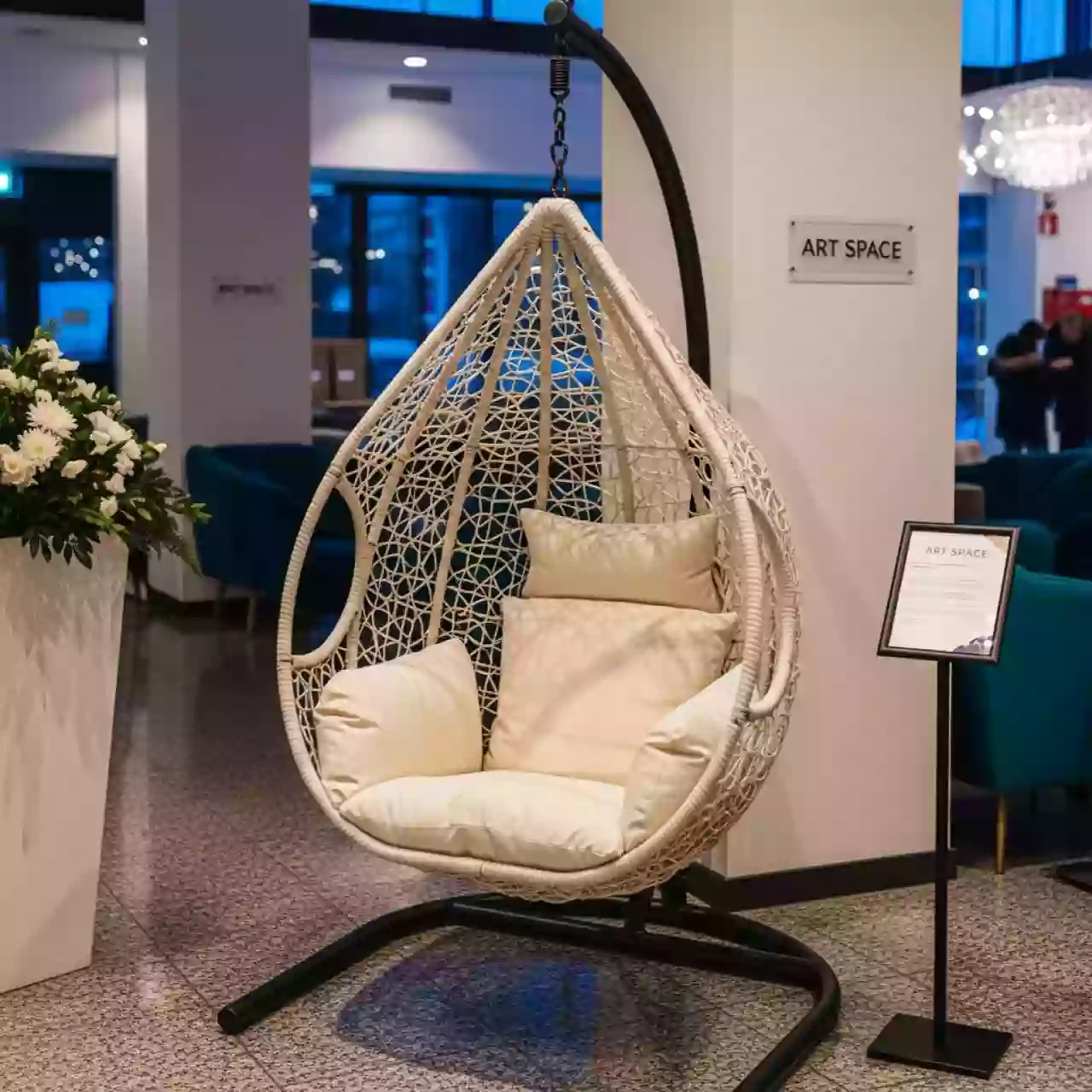 Аренда Качели Le Parc Collection Vanille в Gamma Sirius — ART SPACE