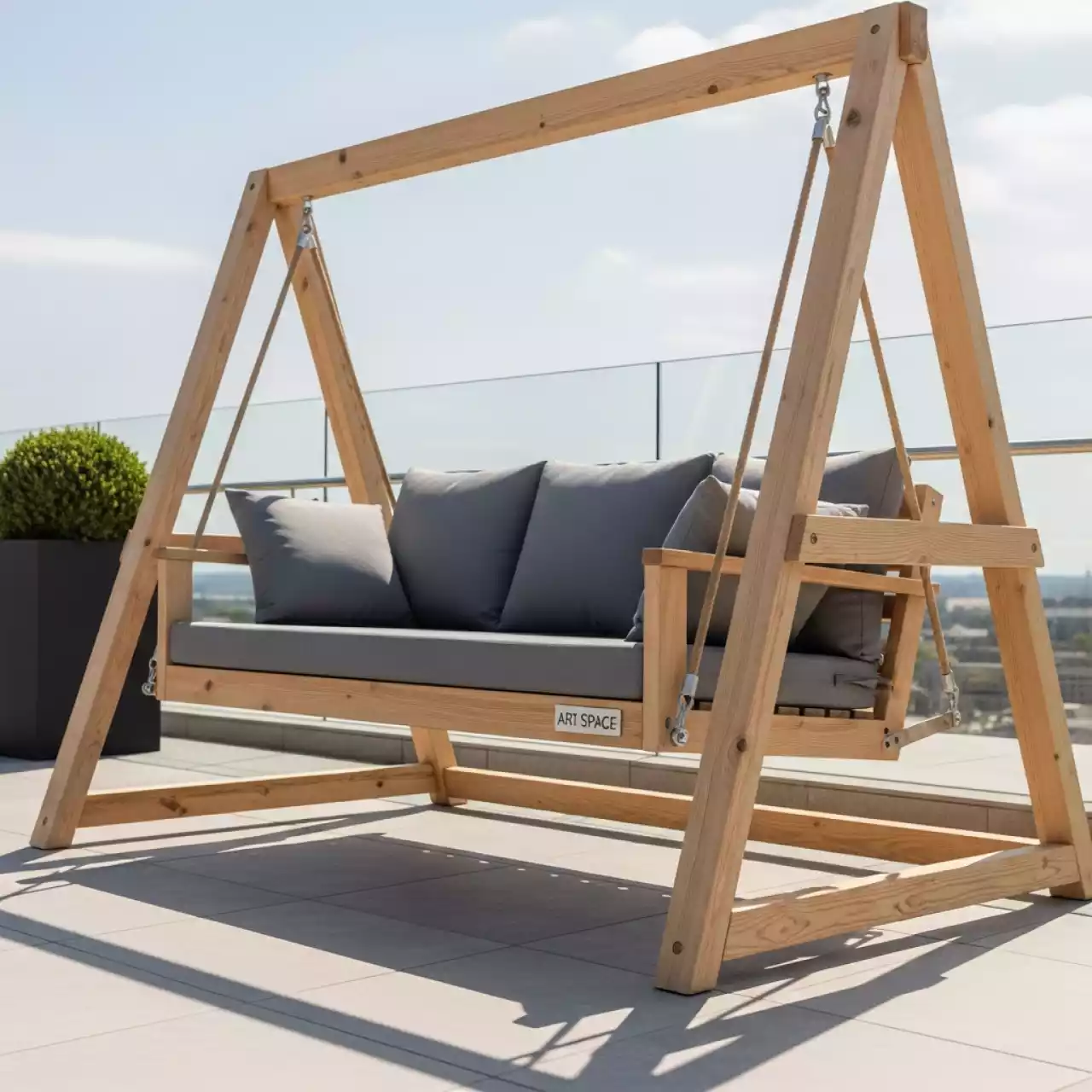 Аренда Качели с серыми подушками массив сосны Lyon в Delta Sirius — ART SPACE