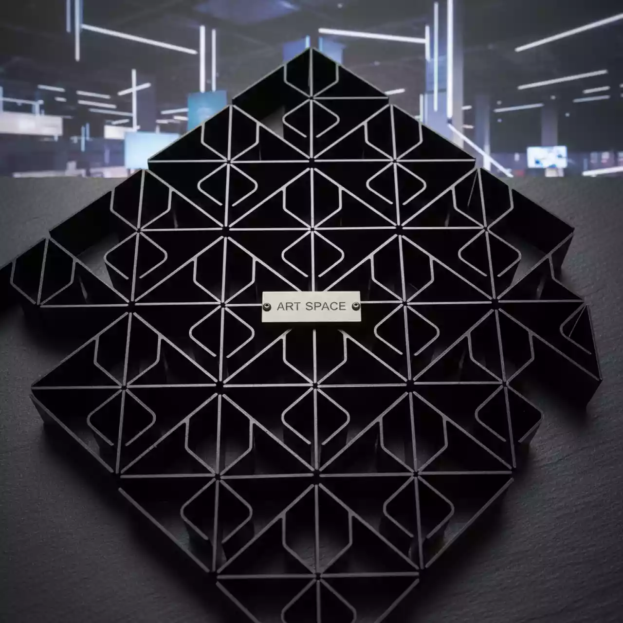 Аренда Каналы металлические для Металбинд O Simple Channel 304 мм 13 мм черные в Pullman Sochi Centre — ART SPACE