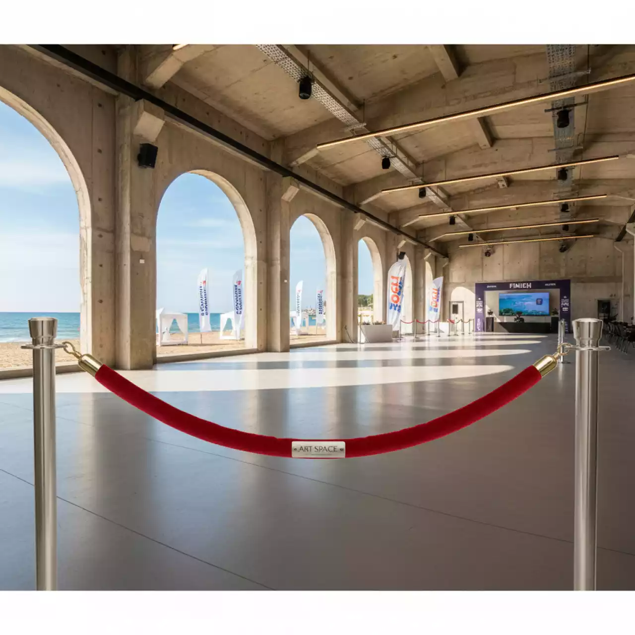 Аренда Канат бархатный для столбика ограждения красный с золотом 150 см 05 367AU на пляжных клубах Хосты — ART SPACE